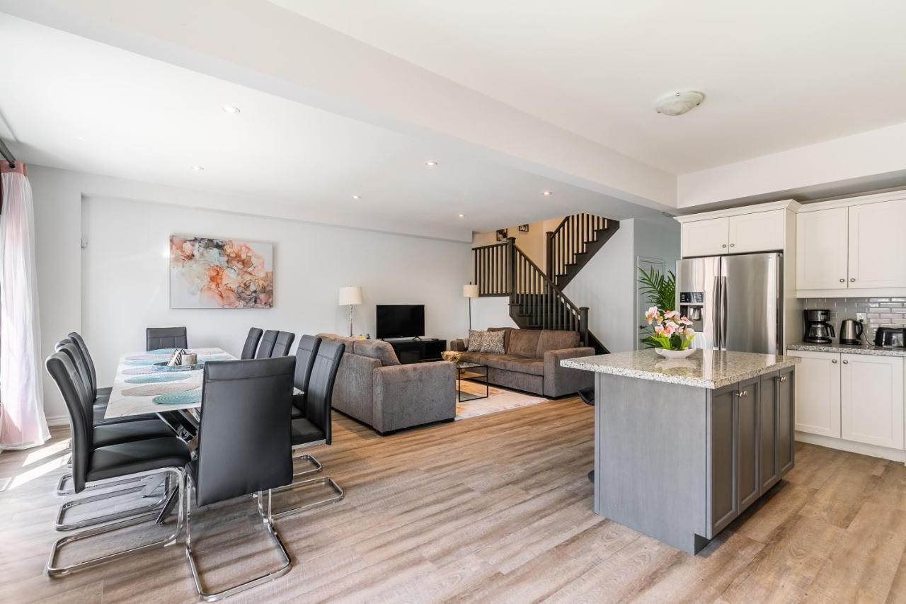 Modern Hamilton Homes Lake Ontario Shore By Globalstay Ngoại thất bức ảnh