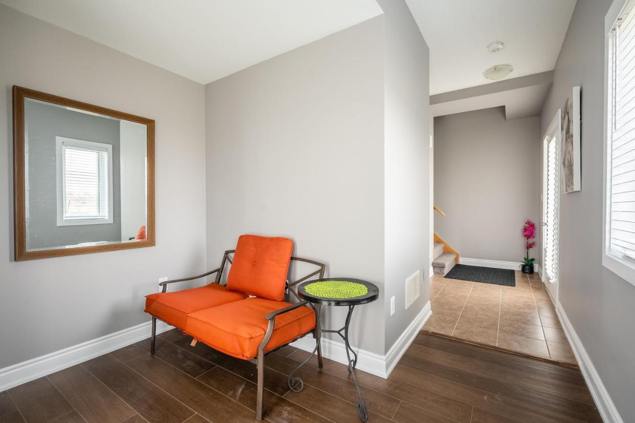 Modern Hamilton Homes Lake Ontario Shore By Globalstay Ngoại thất bức ảnh