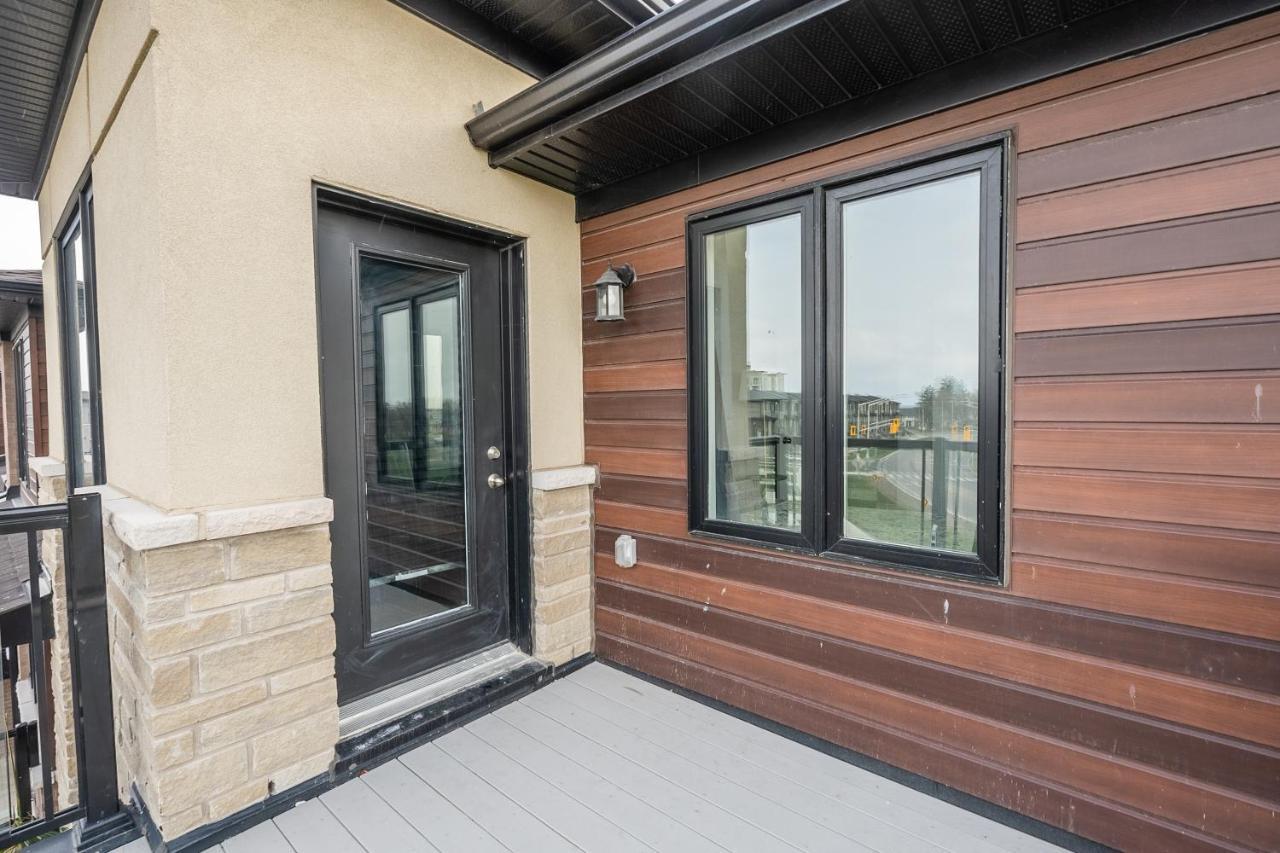 Modern Hamilton Homes Lake Ontario Shore By Globalstay Ngoại thất bức ảnh