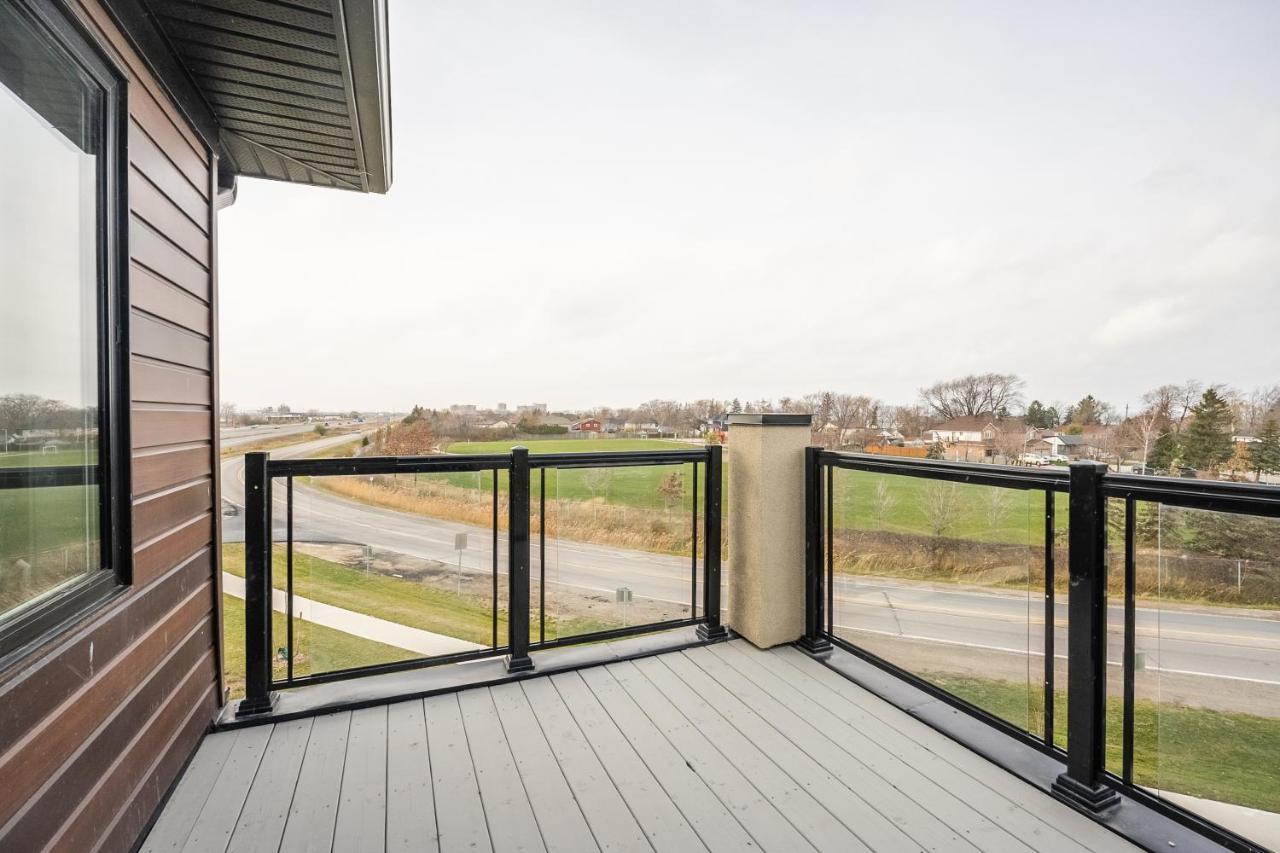 Modern Hamilton Homes Lake Ontario Shore By Globalstay Ngoại thất bức ảnh